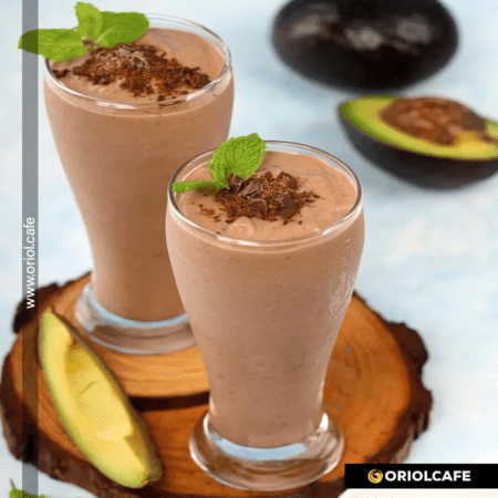 chocolate-avocado-smoothie